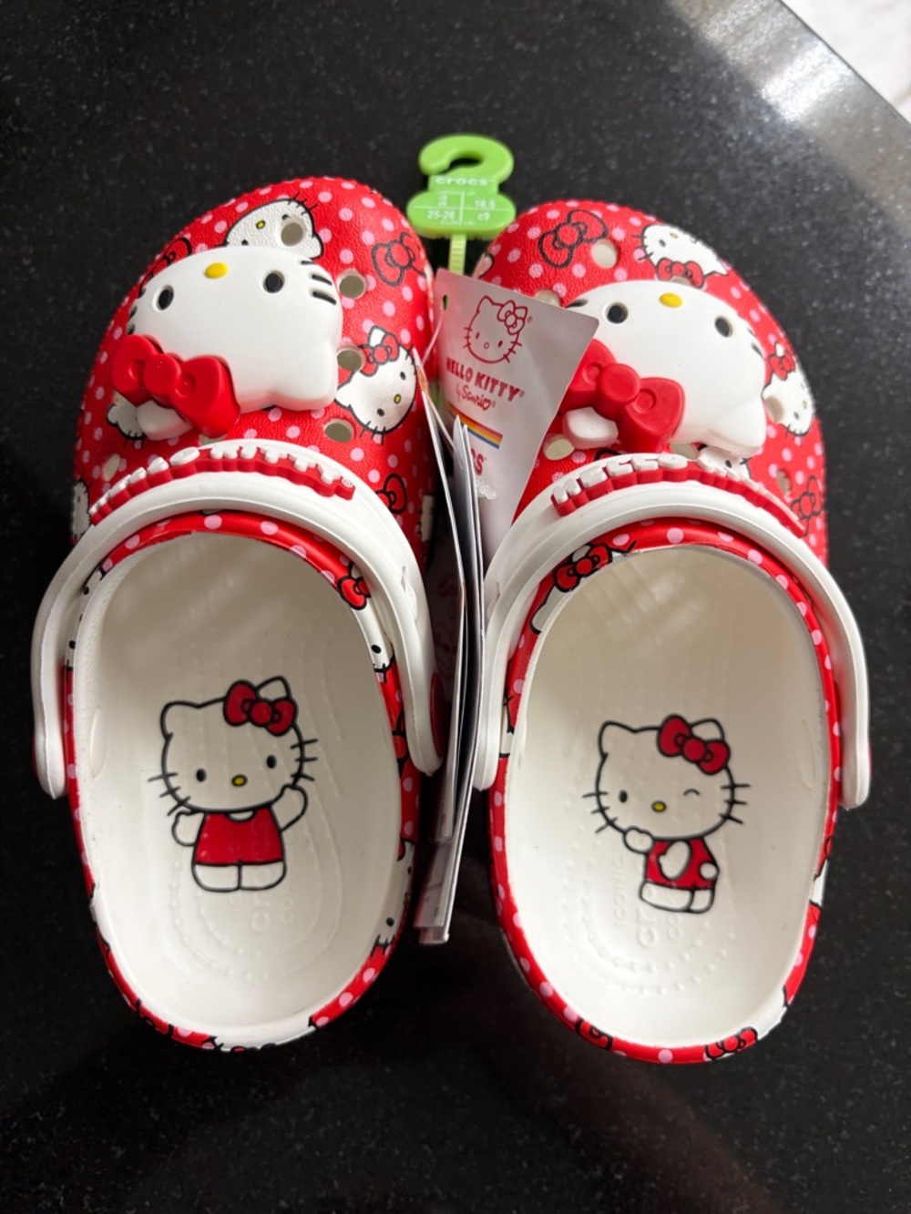 ❤️HELLO KITTY CROCS❤️ - Picture 3 of 6